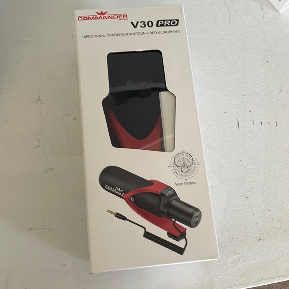 Commander optics video microphone